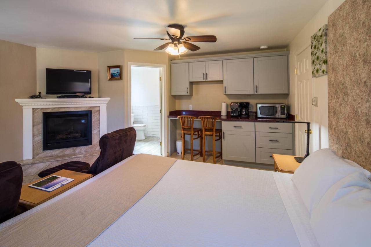 Andril Fireplace Cottages パシフィック・グローブ エクステリア 写真